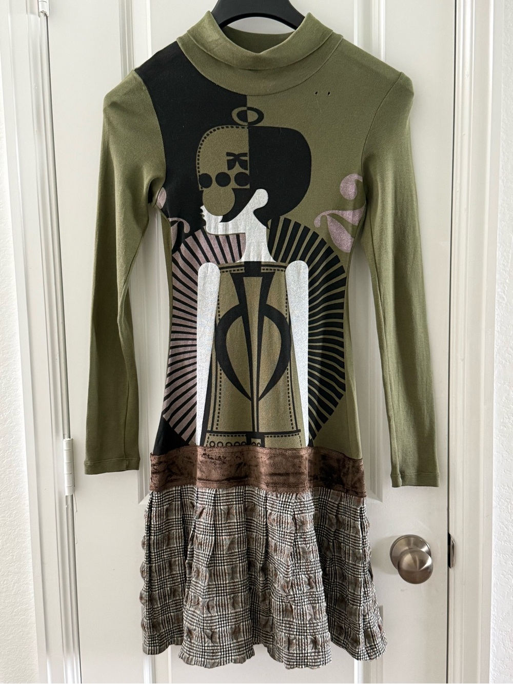 Custo Barcelona Long-Sleeve Graphic Dress With Plaid Skirt Made In Spain - Picture 2 of 7